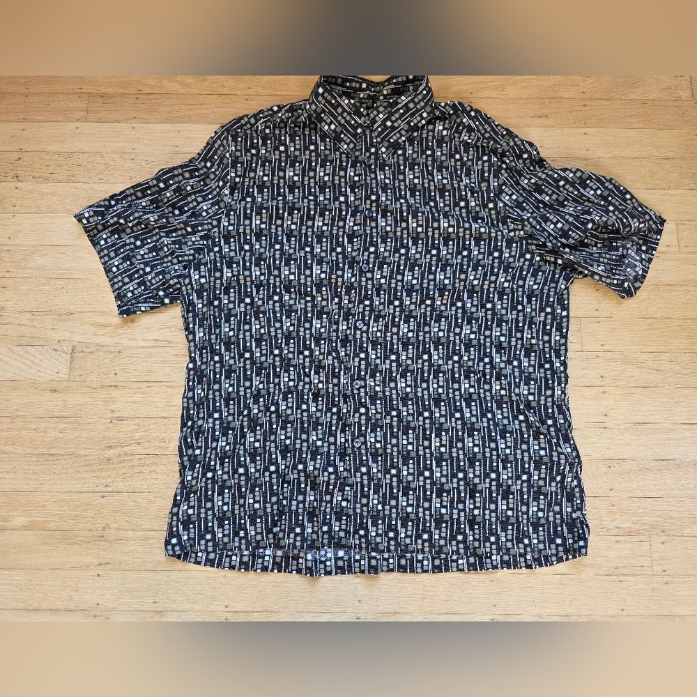 Claiborne Geometric Print Short Sleeve Casual Button Down Shirt Size XL